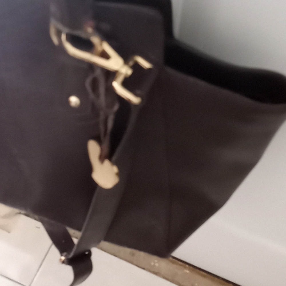 Handbag - Picture 3 of 16